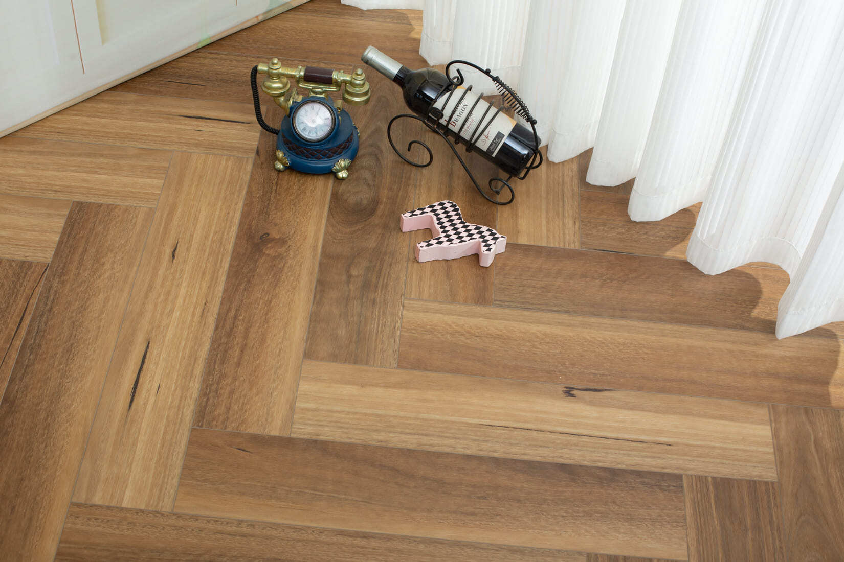 Плитка SPC "OneFloor" 3027 А,В  ЁЛКА (640*128*4 мм) — купить в Юрге