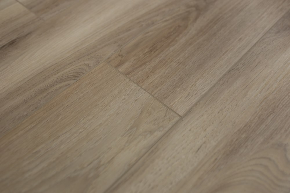 Замковая ПВХ плитка "Art Tile" Клён Фог (1220*152*5 мм) — купить в Юрге