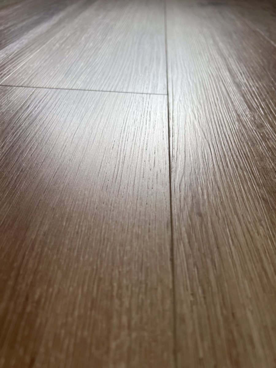 SPC ламинат "OneFloor" ЕСО 5011 (4V фаска) (1220*184*4 мм) — купить в Юрге