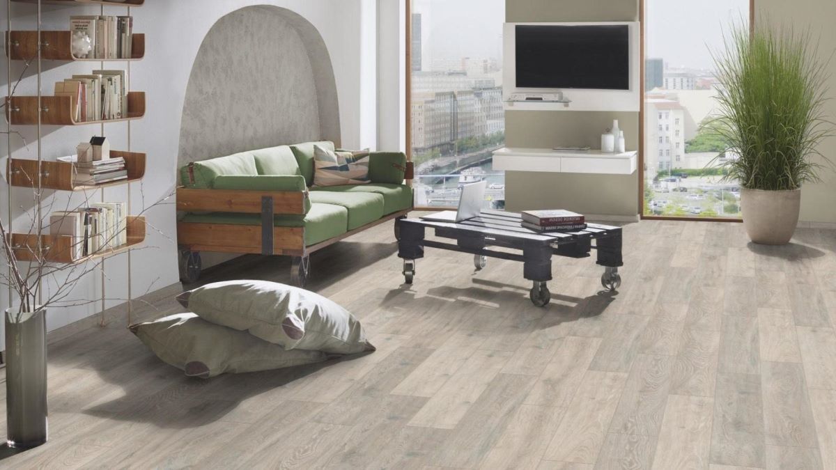 Ламинат "Kronospan" Super Natural Classic Дуб Колорадо 5543 (1285*192*8 мм) — купить в Юрге