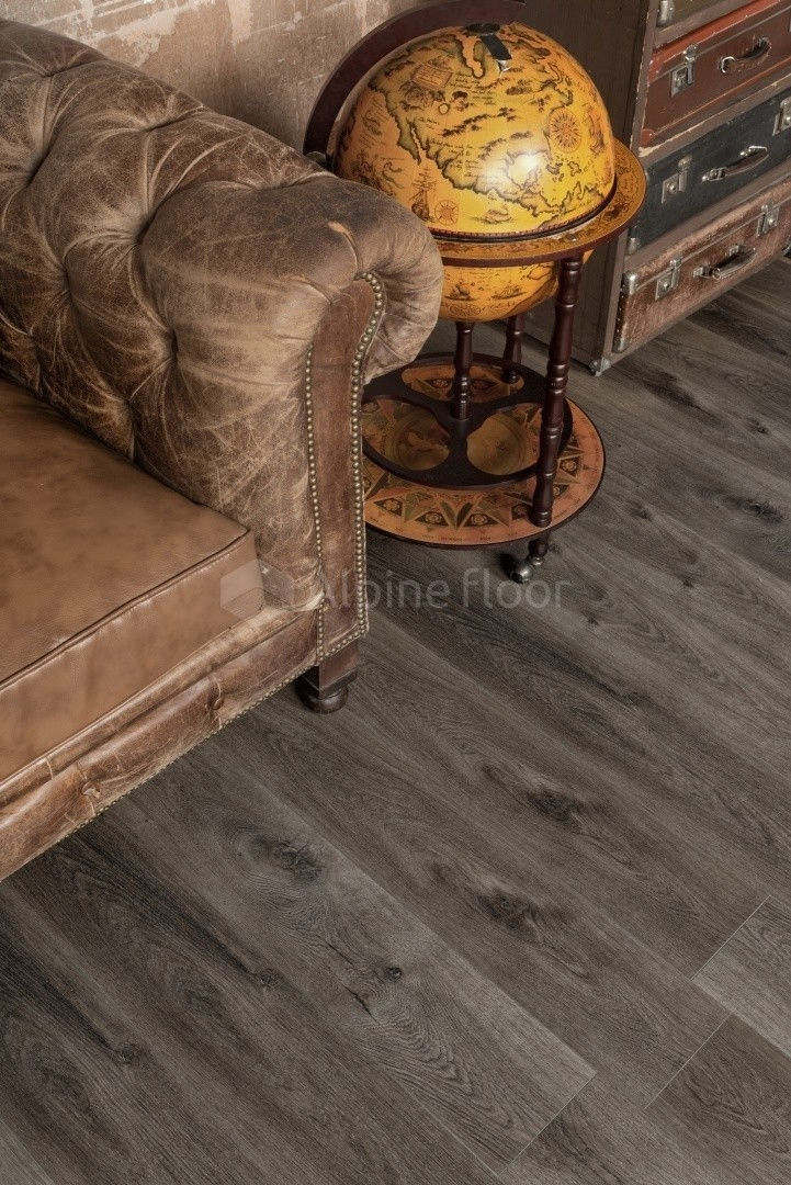 Замковая ПВХ плитка "Alpine Floor" Дуб торфяной  (1524*180*8мм) — купить в Юрге