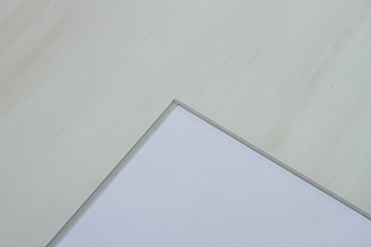 SPC ламинат "OneFloor" ЕСО 8055 (1220*184*4 мм) — купить в Юрге