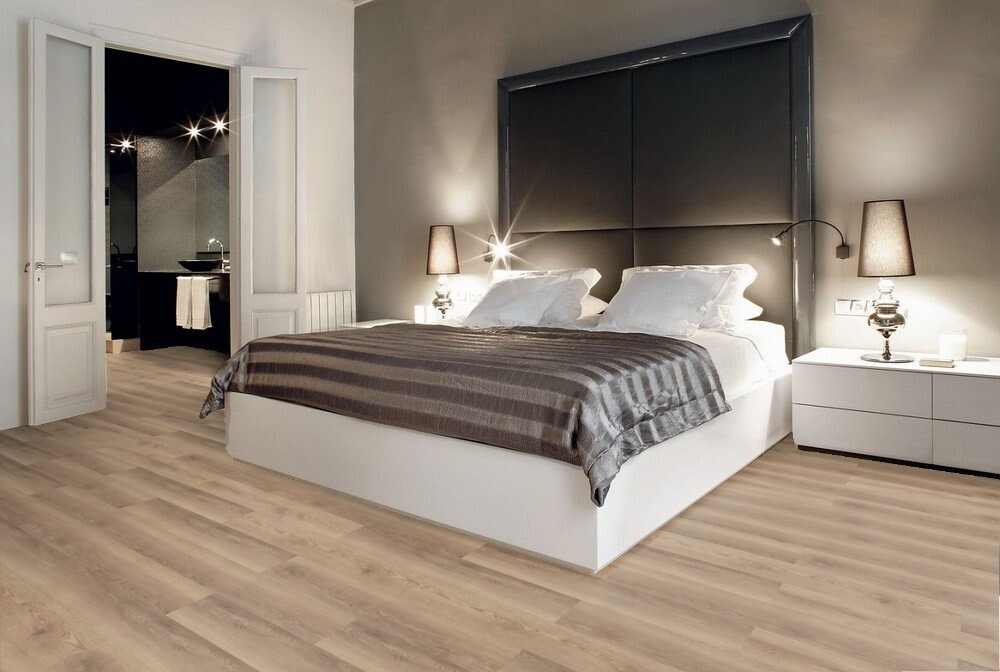 Клеевая плитка для коммерческих помещений "Bonkeel" Arabesque (914,4*152,4*2,1мм) — купить в Юрге