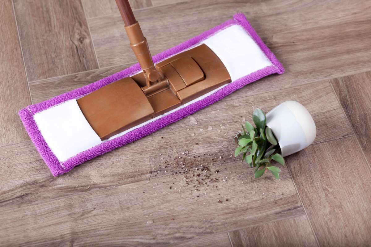 Замковая ПВХ плитка "Aberhof" Carmelita 1862 (615*123*5 мм) — купить в Юрге