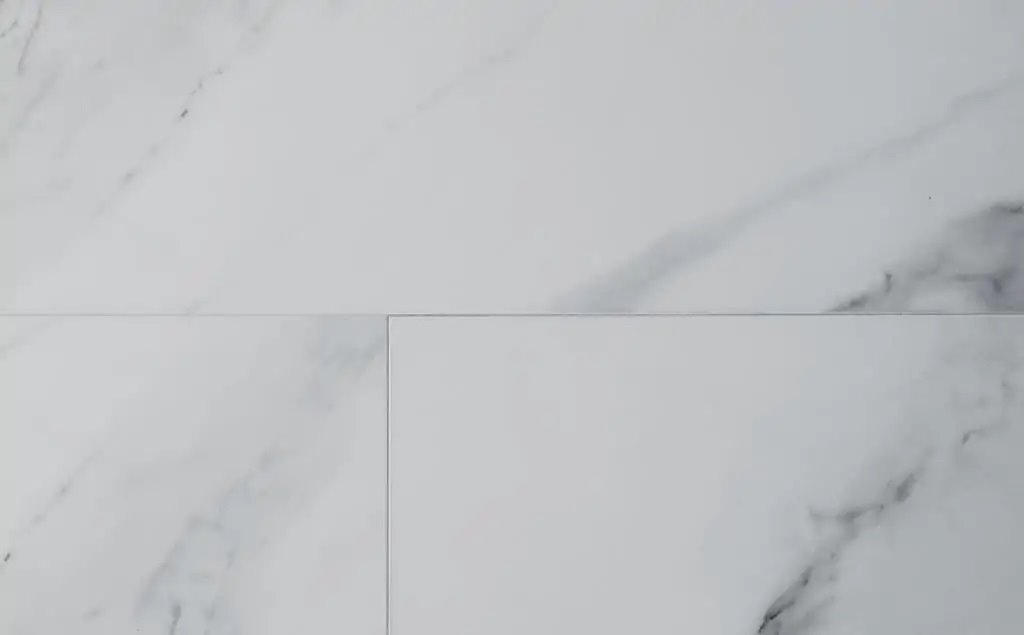 Виниловые полы "FirmFit" Tiles Мрамор Калакатта XT-4000 (600*300*5 мм) — купить в Юрге