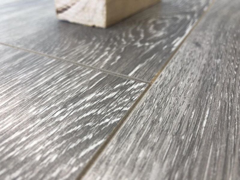 Ламинат "SunFloor" 8/32 4V Дуб Гвинея 34 (1380*193*8 мм) — купить в Юрге