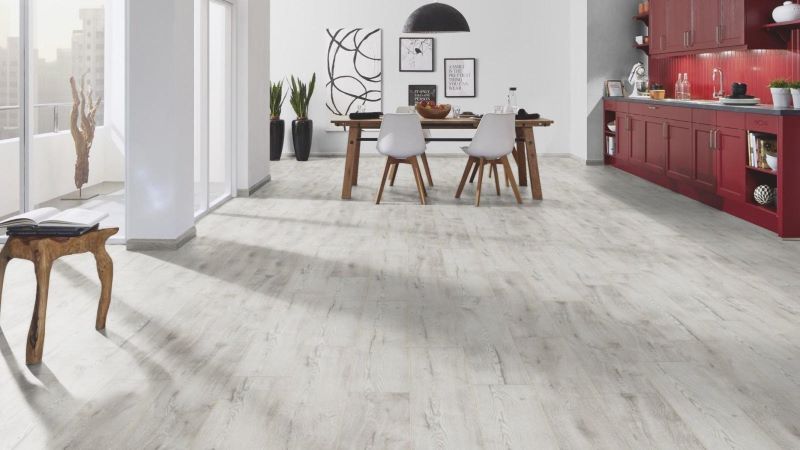 Ламинат "Kronospan" Variostep Classic Wonderland Oak K278 (1285*192*8 мм) — купить в Юрге